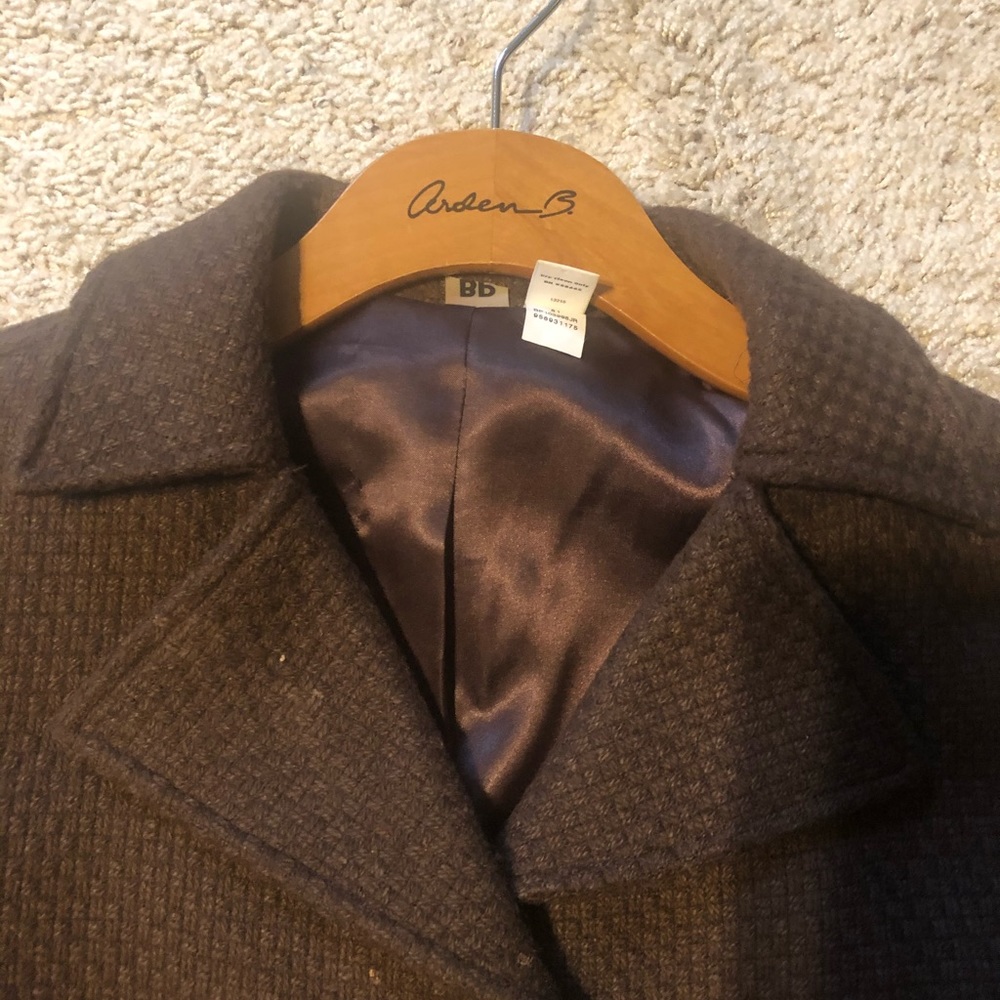 Coat - Picture 3 of 7
